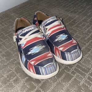ARIAT size 7 shoes